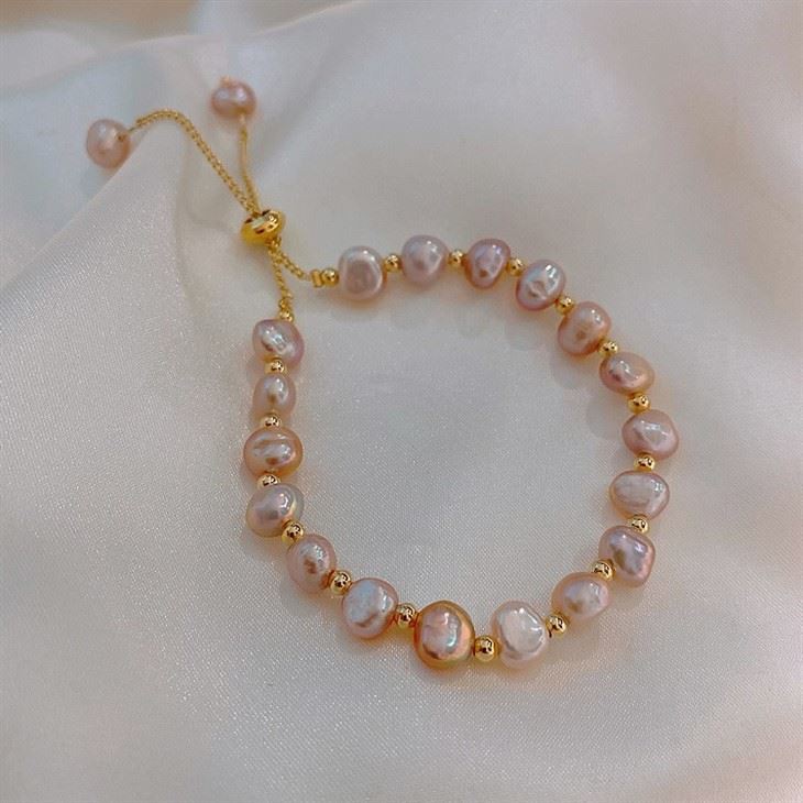Natural Pearl Bracelets